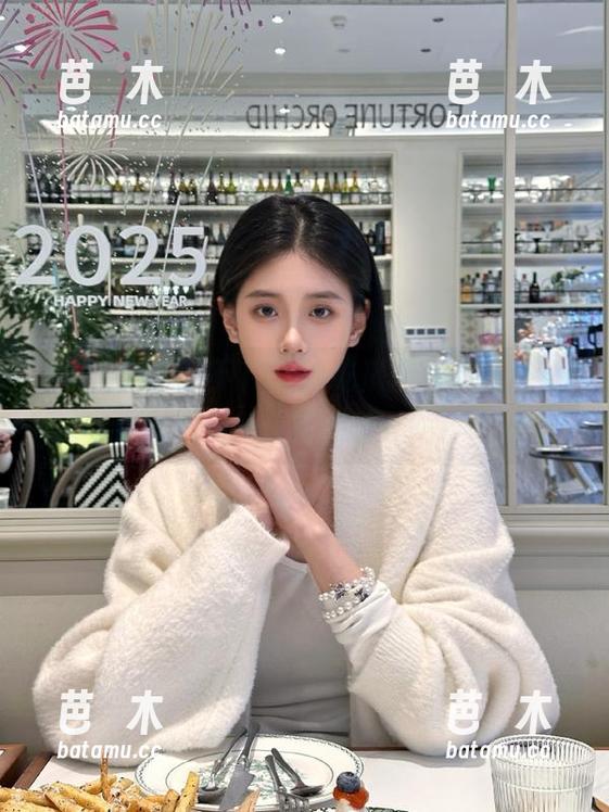 17吃瓜网 不下载17吃瓜网,八卦都只是一首歌而已。