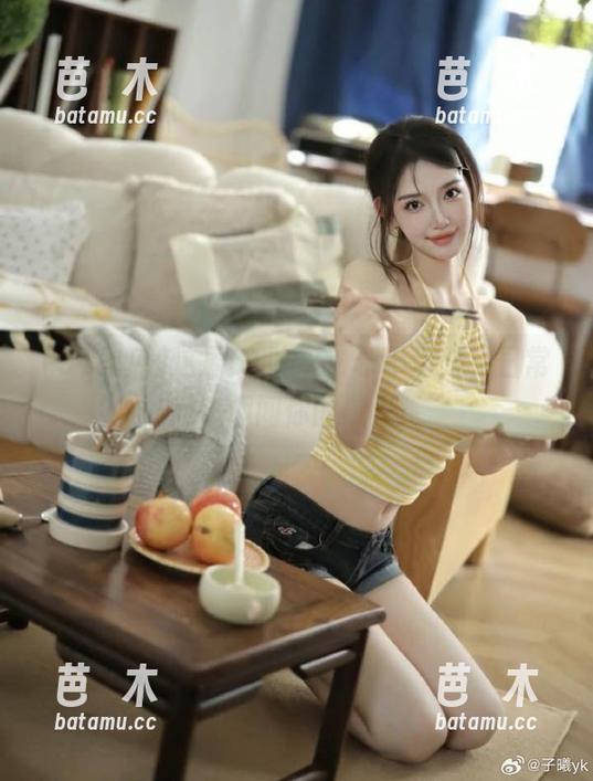 51吃瓜 这周51吃瓜,永不迷路,日常翻车趣闻你的碗里!