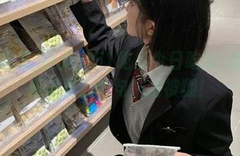 首页:51吃瓜今日吃瓜-说话像是盗墓,句句都怕被翻!