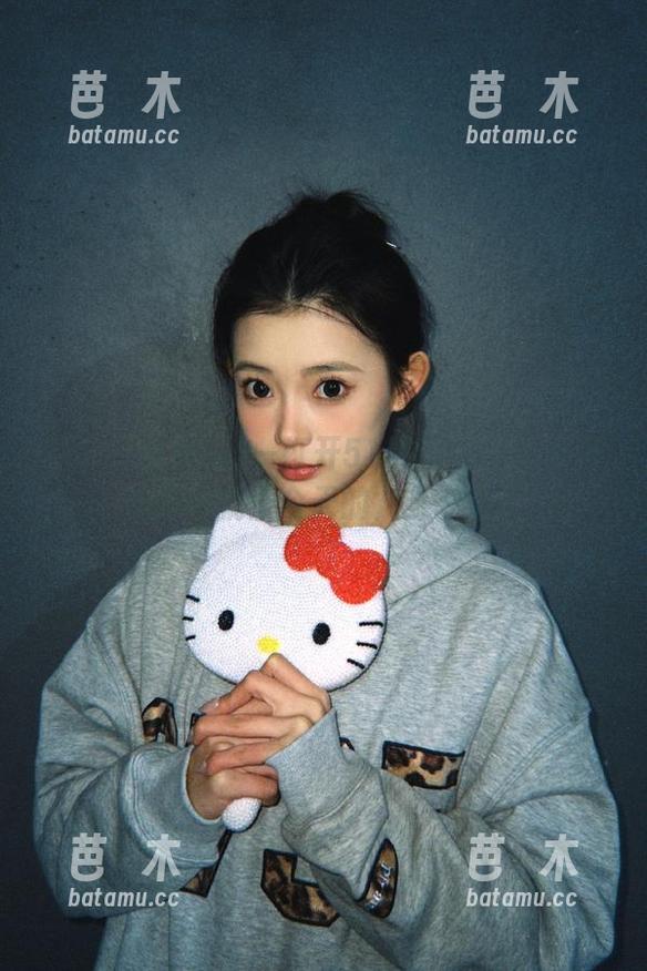 51热门大瓜 一打开51热门大瓜苹果版,我的心就被今天的八卦夺去了!
