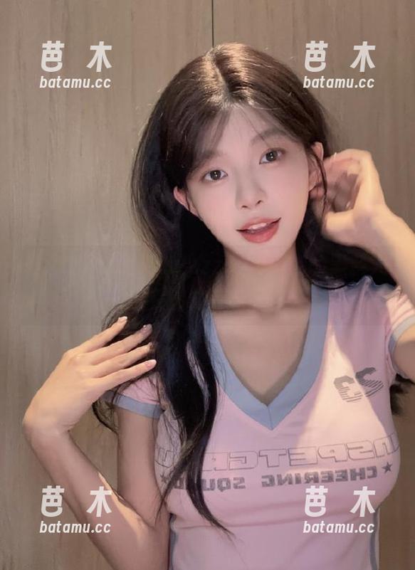 tttzzz 跟着tttzzz5.cc,你的黑料入口在前方等着吼?