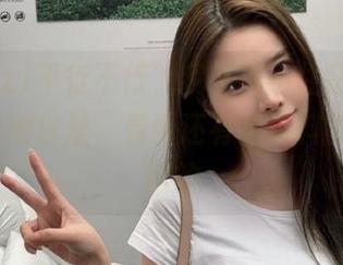 不行不行,我又忍不住钻进tttzzz5.cc地址里,看看还有啥黑料能让我瞪眼的