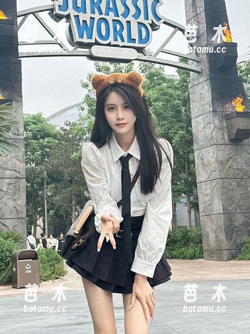 zztt “zztt11更新”:他们说,吃瓜也是一种生活哲学,但我说…快看那个瓜!
