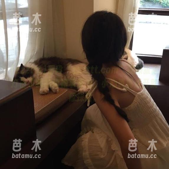 zzzttt 那段“zzzttt.com”视频狠狠打击了我的狗粮承受力,小心翼翼点开就像探险。