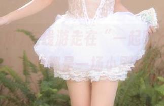 在线游走在“一起吃瓜”,每个视频都是一场小剧场!