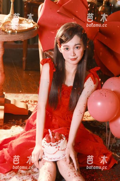 吃瓜大本营 更新:又是吃瓜大本营神操作,每次刷新都想给大耳朵图图个赞!