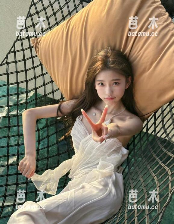 吃瓜头条 吃瓜头条加急更新:关于那位“明星”今天又被曝了,瓜吃到饱的节奏!