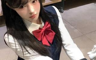 “吃瓜网”下载后,观看各种八卦,感觉像是在订阅人类情绪!