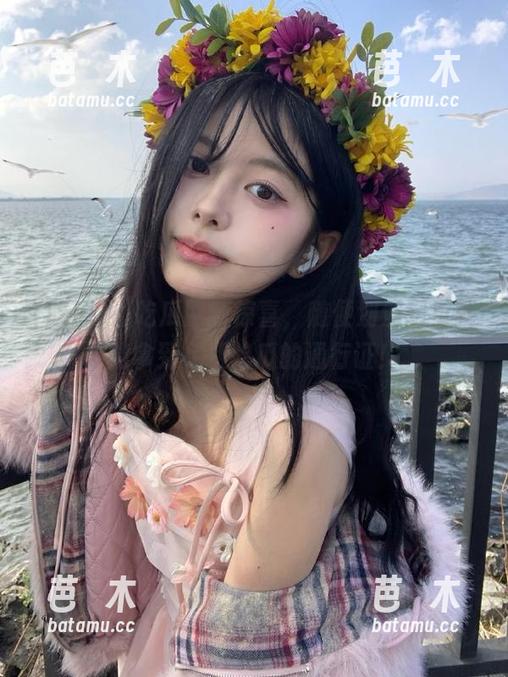 吃瓜网新惊喜，随便划划网页就能拿到免费吃瓜的通行证！