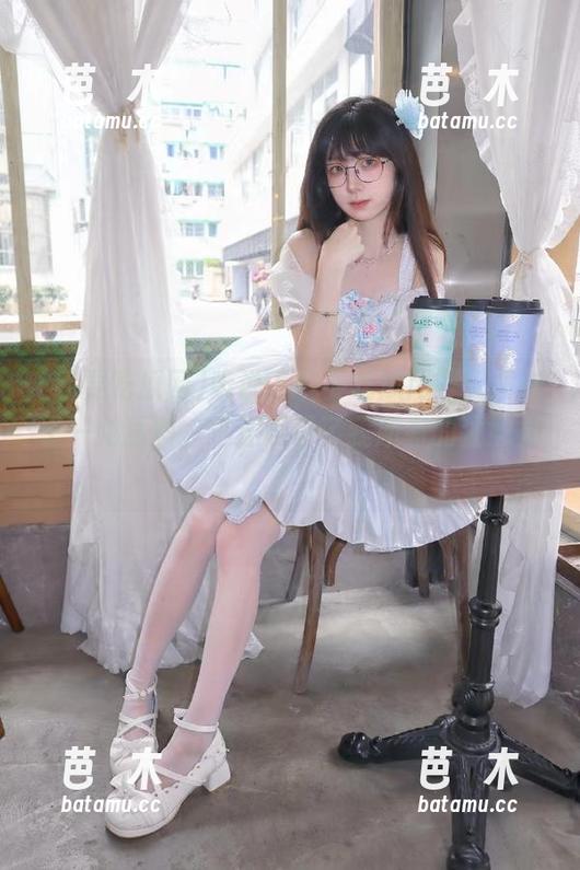 听说“我要吃瓜网”又发布了一则猛料，迅速吸引了我所有的注意力！
