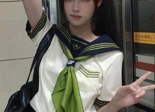 这么多个网址，扒哥黑料app你偏偏要让我注意到这个，不是故意的吗？