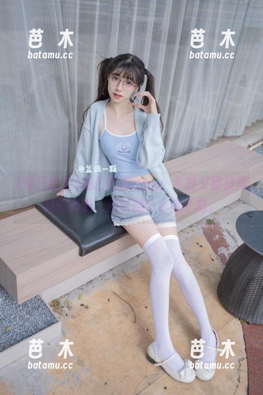 每日吃瓜 每日吃瓜app:今晚又要被黑料晕倒啦,所以加个小垫子吧。