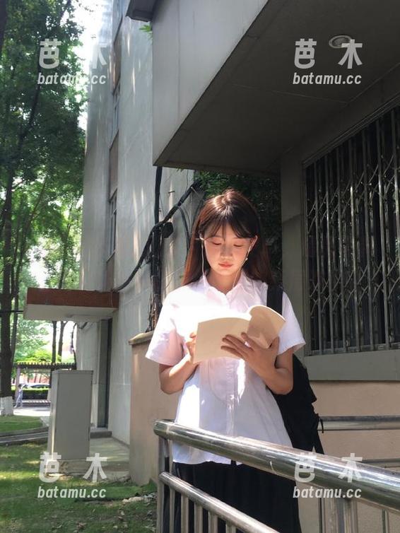 装了这款安卓，精品黑料吃瓜让我体验黑色幽默的新层次！