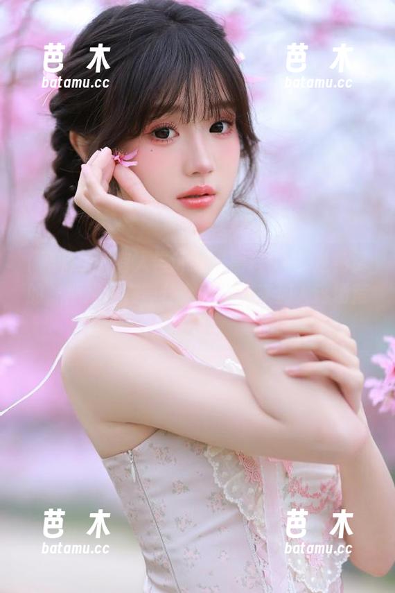黑料91 有人告诉我“黑料91”是免费的,那我还在等什么呢,快来加入这场荒唐秀!