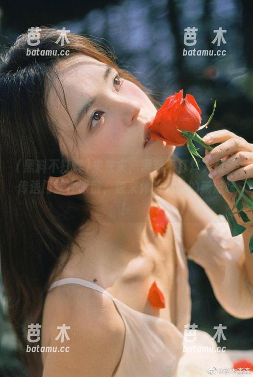来来来，黑料不打烊入口，传送门就在眼前，速来体验八卦的新滋味！