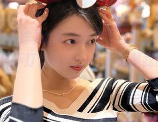 本来就饿了,点进zztt52.ccm黑料不打烊app,算不上是我的错吧?