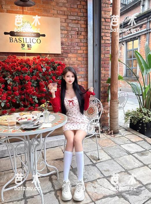黑料不打烊 在黑料不打烊tttzzz导航的入口,这瓜能吃也能聊吗?