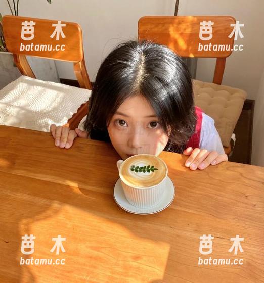 转发不迷路，来“黑料吃瓜”分享最新网址！
