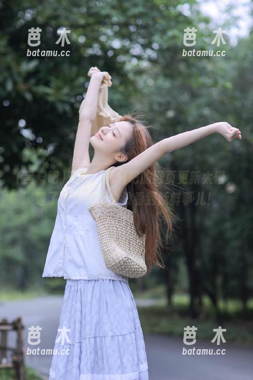 黑料吧 天哪,黑料吧的网页更新太慢,等了半个世纪也没看到新鲜事儿!