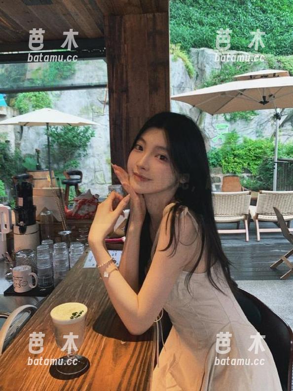 黑料吧 墨迹未干的黑料吧,赶紧收藏一波再说!