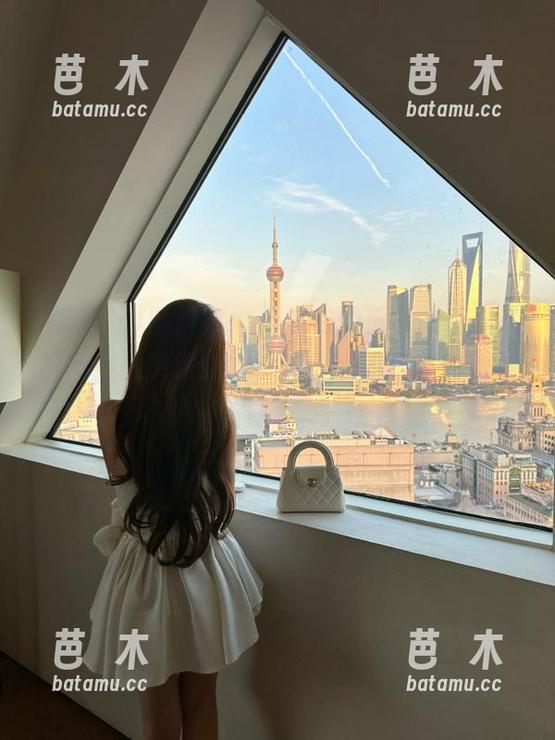 黑料社 黑料社app发布的瓜,简直让人忍不住想追根究底,但幸运的是我节制住了。