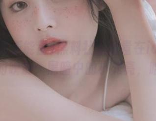 黑料社正能量在ios上对豆瓣的映射：黑暗中的小光亮，哈哈。