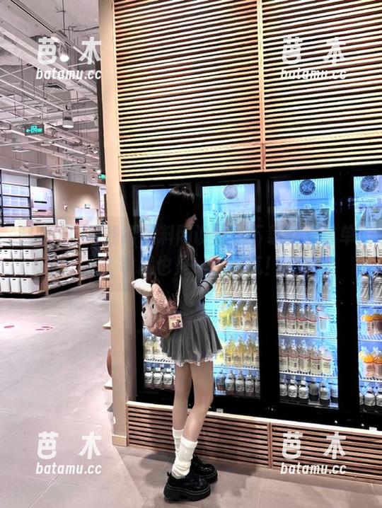 黑料网 我给黑料网设置了下载新秀名单,收藏也是一种勇气!